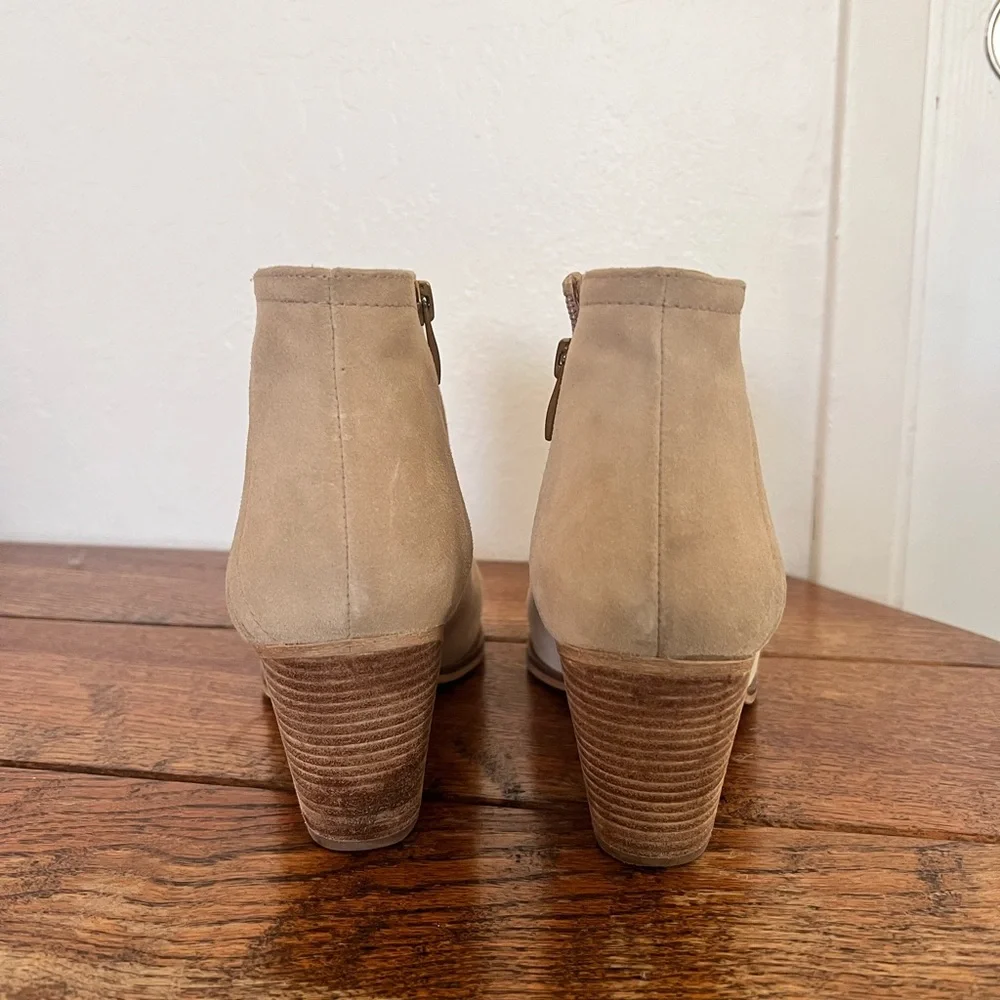 Beautiful Franco Sarto Booties Size 9
